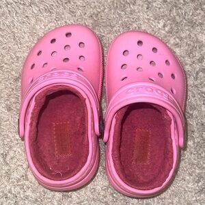 CROCS Kids Pink Fleece Lined Clogs